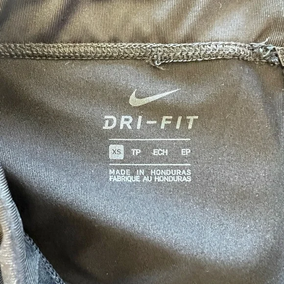 Nike Spandex Black Shorts Dri-FIT Women's XS NWT Running Volleyball Compression - Picture 3 of 5